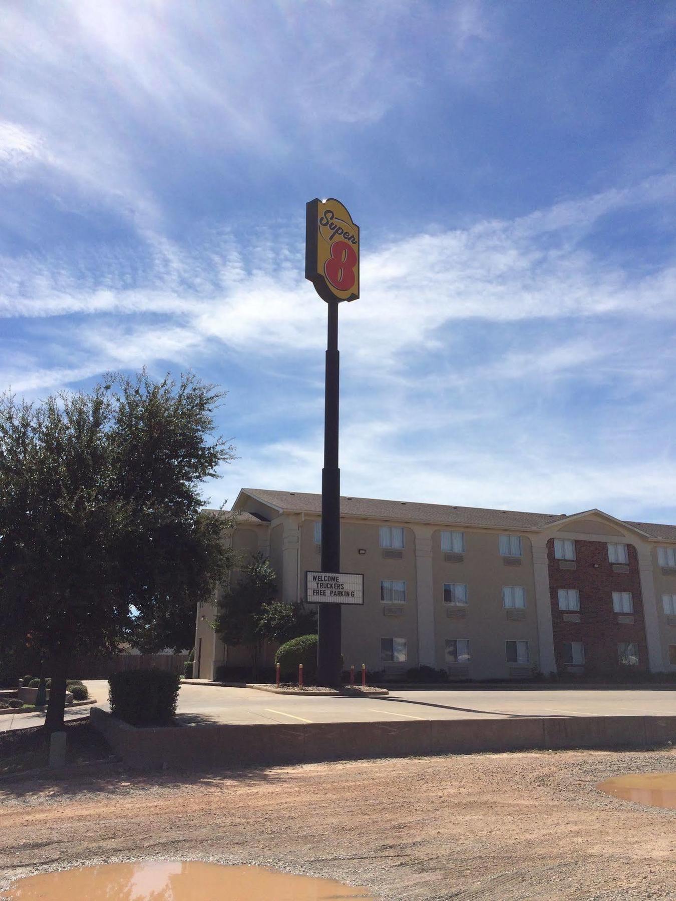 Western North Side Hotel 3*